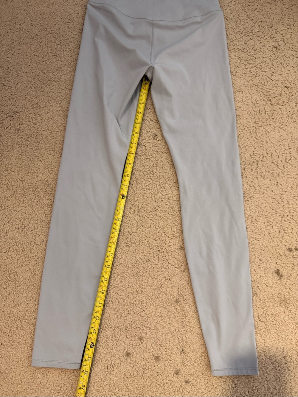 Vuori Daily Legging Light Blue High Rise Performance Yoga Pants Women’s Medium - Picture 8 of 8
